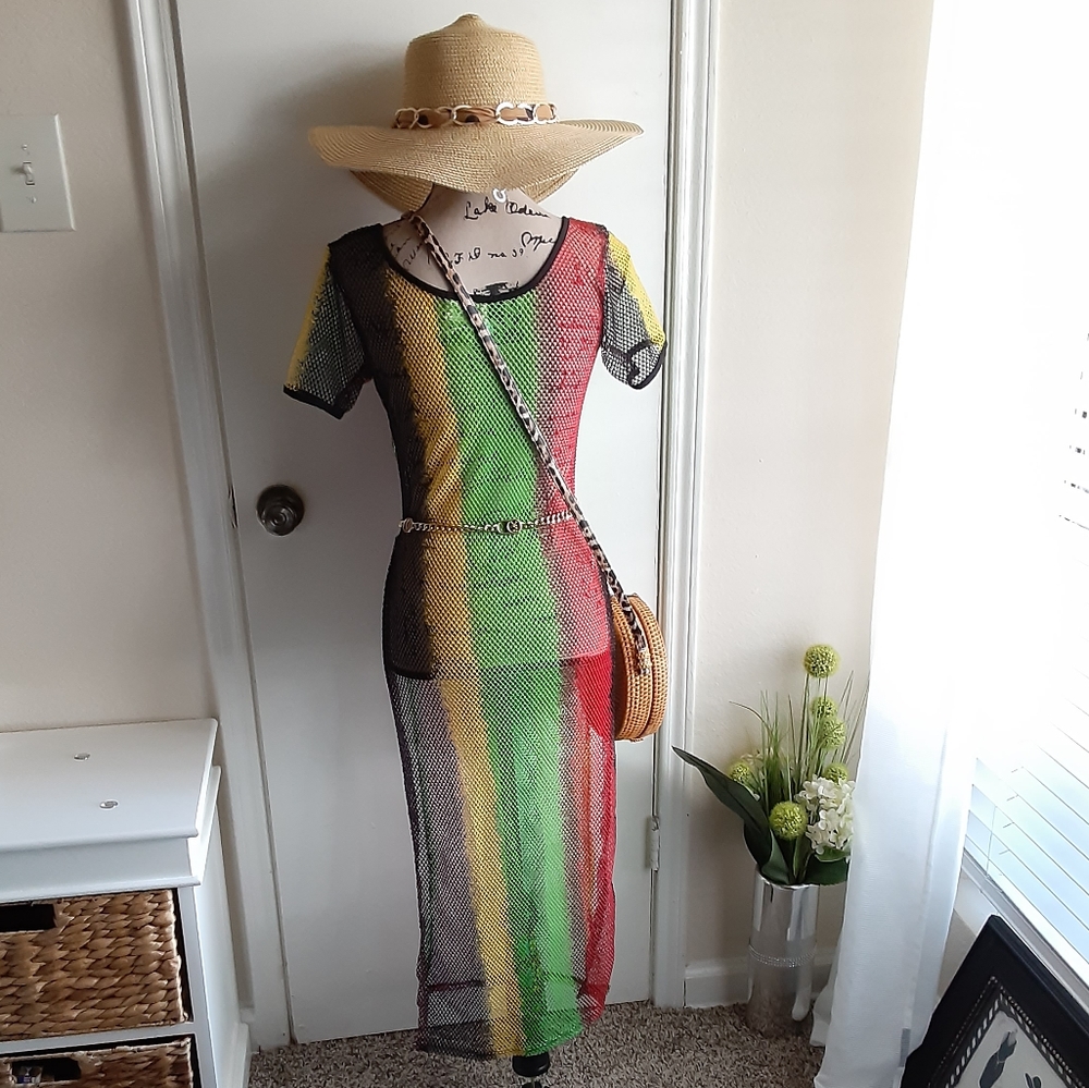 Mesh Multicolored Rasta Style Beach Cover zip - Picture 2 of 5